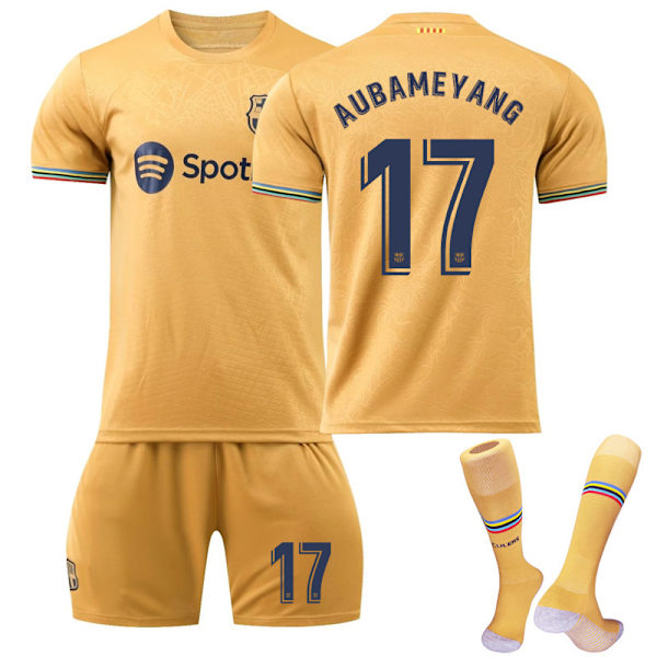 22-23 Barcelona fotbollströja Messi nr 10 nr 9 Lewandowski 8 Pedri 17 Aubameyang tröja barn kostym No. 17 with socks Children's size 26