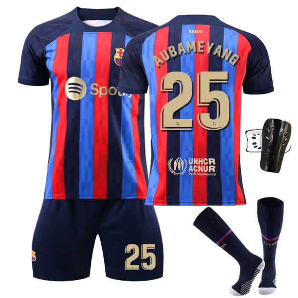 22-23 Barcelona kotipaita nro 10 Messi nro 9 Lewandowski nro 8 Pedri 30 Gavi jalkapalloasusetti Size 16 with socks +gear #26