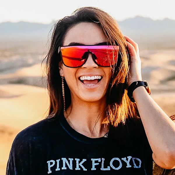 2024 Heta Rosa Spegel Coola strand en bit lins trendiga solglasögon unisex snygga herr sport solglasögon 2024 nyanser för resor C1 blue+gradient red