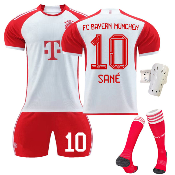 23-24 Bayern hemtröja röd och vit fotbollströja nr 9 Kane nr 10 Sane 25 Muller 42 Musiala tröja No. 10 with socks + protective gear #24