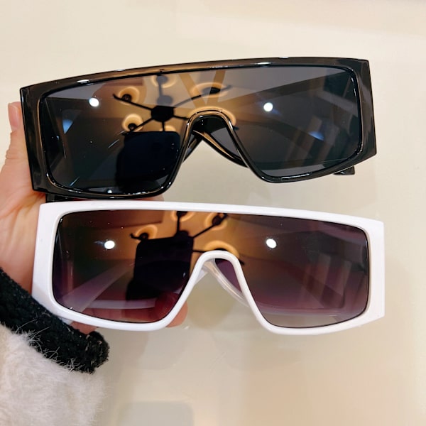 Nyaste Oversized Solglasögon Kvinnor Lyx Varumärke Designer Stora Bågar Solglasögon Black/black 14520