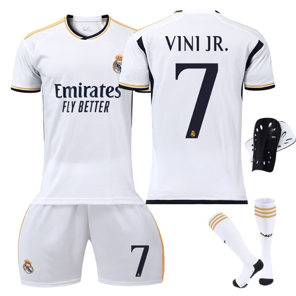 Real Madrid fotbollströja 2023-24 nr 7 Vinicius 5 Bellingham 11 Rodrigo 10 Modric No. 20 socks + protective gear S