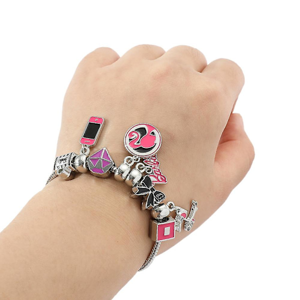 Barbie Charm Armbånd til Kvinder og Piger - Pink Barbie - Søde Vedhæng - Fødselsdagsgaver