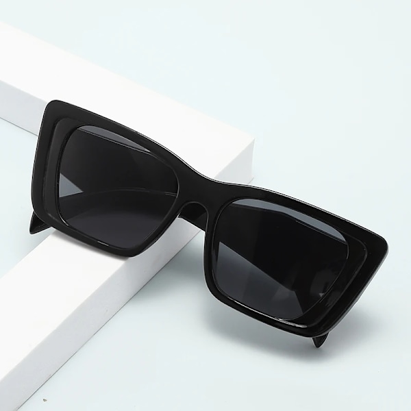 Glazzy 2024 Nya Dam Solglasögon Kvadrat Ram Mode UV-skydd Glas Retro Solglasögon Baseball Solglasögon C2 Round