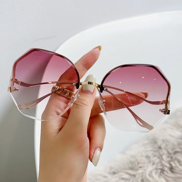 2024 Nya koreanska designer dam herr mode glasögon trend stor ram hållbar sport HD UV400 solglasögon C6 FASHION