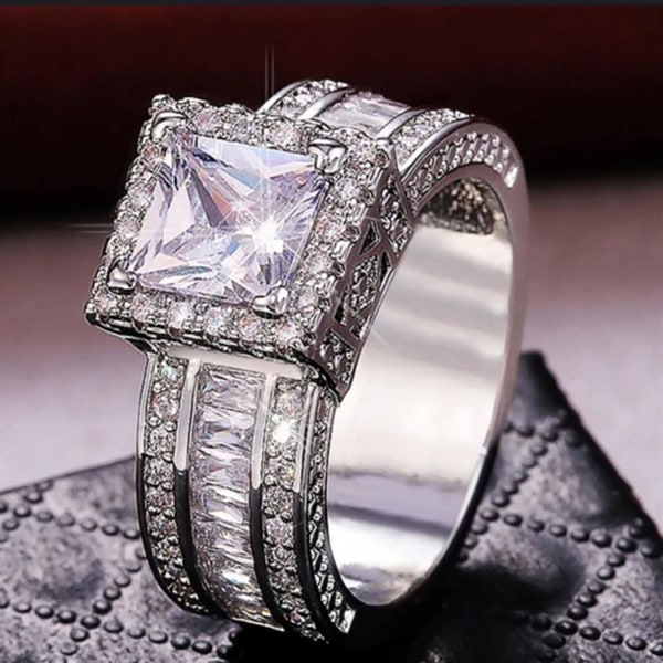 Underbar fyrkantig diamantring vigselring för kvinnor Princess Cut G