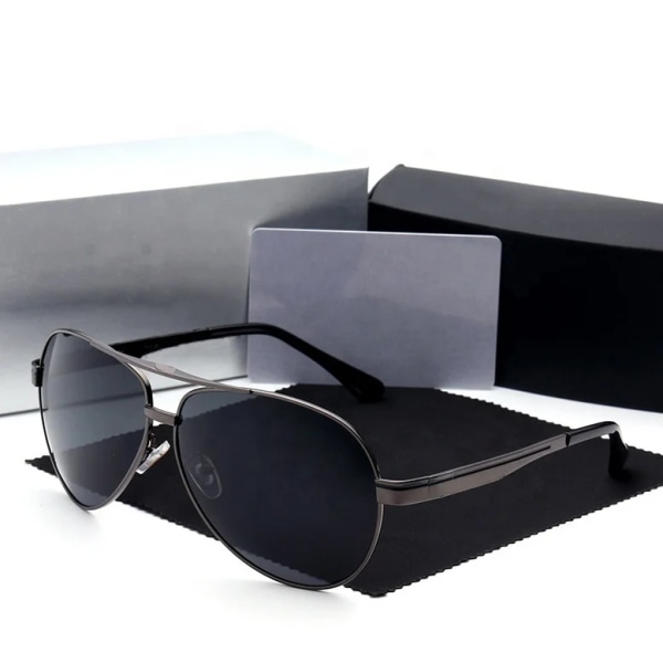 2024 Fashion solglasögon herr stora ram polariserade körspegel solglasögon Box