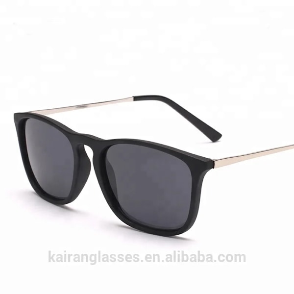 Klassinen neliömäinen unisex-aurinkolasit miehille ja naisille 6827 NO.1 CLASSIC