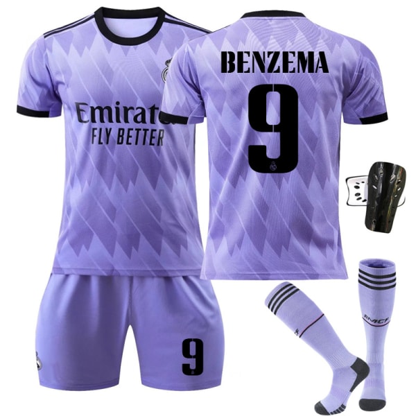22-23 Real Madrid borta lila nr 9 Benzema 14:e gången minnesutgåva 20 Vinicius 10 Modric No. 9 with socks + protective gear XXXL