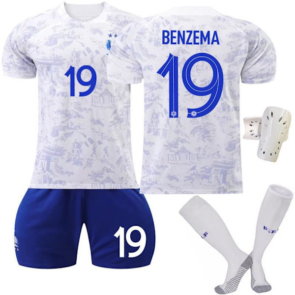 22-23 Ranska vieraspaita nro 10 Mbappe jalkapalloasu 19 Benzema 7 Griezmann 9 Giroud lyhythihainen valkoinen puku No. 19 with socks + protective gear #M