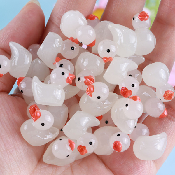 120 stk Mini Resin Andunger, Mini Andunger Håndverk Små Andunger for Håndverk Hjem Buss Spill Dukkehus Skoleprosjekter Landskap Akvarium (Hvit) White