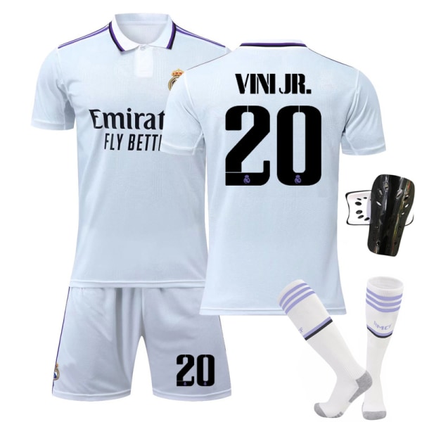 22-23 Real Madrid hjemmebane nr. 9 Benzema fodboldtrøje nr. 10 Modric 20 Vinicius nr. 1 trøje Size 8 w/ Socks + Gear #18