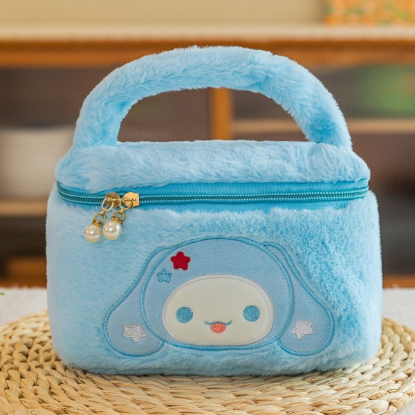 Kuromi Strawberry Bear Melody Cinnamoroll Anime Plysch Sminkväskor 20x10x9cmW