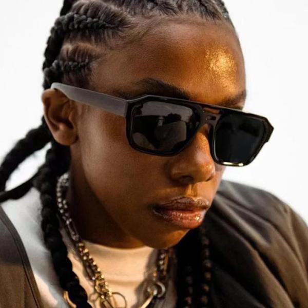 UNOC 2024 Fashion Brand designer Klassiska Retro Shades Lyxiga Oversized Plast Solglasögon Fyrkantiga Herrar Anpassade Logotyp Solglasögon Brown Sunglasses3541