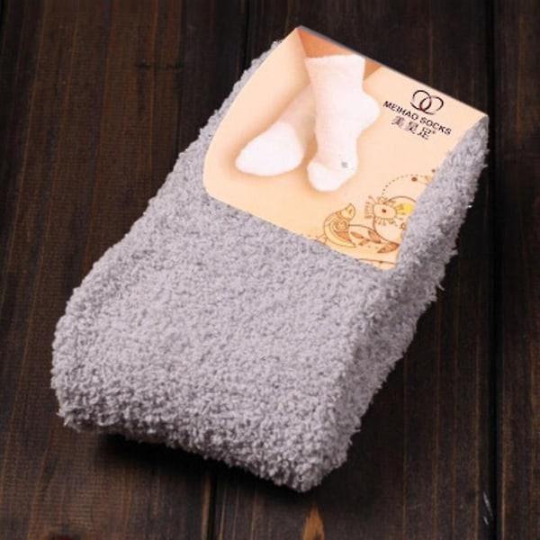 Naisten talviset pörröiset pitkät sukat paksut lämpimät koralli fleece -uni