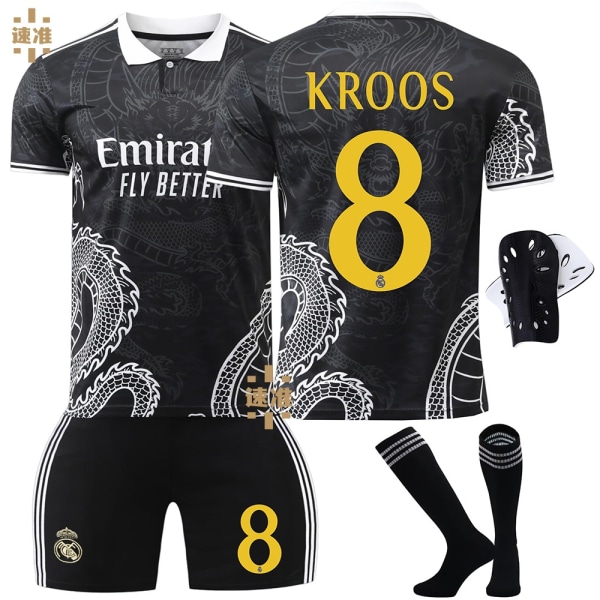 23-24 Real Madrid fodboldtrøje drage version nr. 7 Vinicius 5 Bellingham 11 Rodrigo børnetrøje Size 7 socks 18 yards