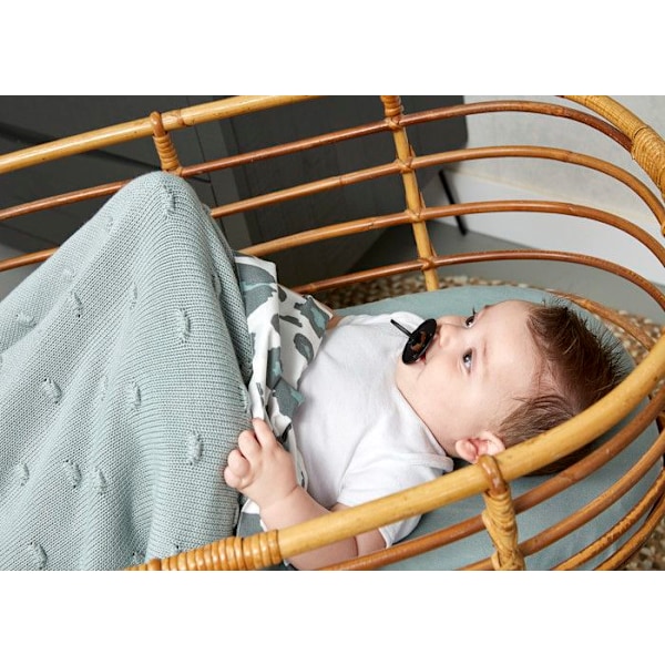 Meyco Baby Knots täcke för barnsäng - sten grön - 75x100cm - 1.0 TOG Sten Grön