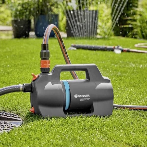 Trädgårdspump - GARDENA 5000 Silent - 550 W - Flöde 5100 l/h
