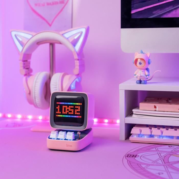 Divoom Ditoo Pro Pink Bluetooth-högtalare med 15W Pixel-skärm Rosa