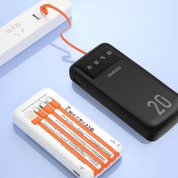 Extern batteri K6Pro+ 20 000 mAh med integrerade USB-C, microUSB och Lightning-kablar för iPhone - Svart