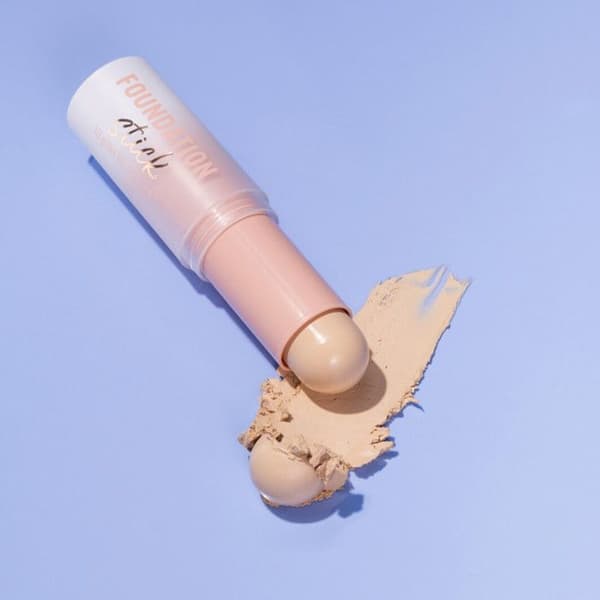 Essence - Foundation Stick - 50 - 50 -