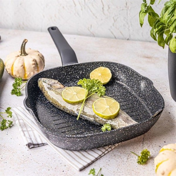 Klausberg grillpanna med marmorbeläggning 24 cm KB7661 Svart
