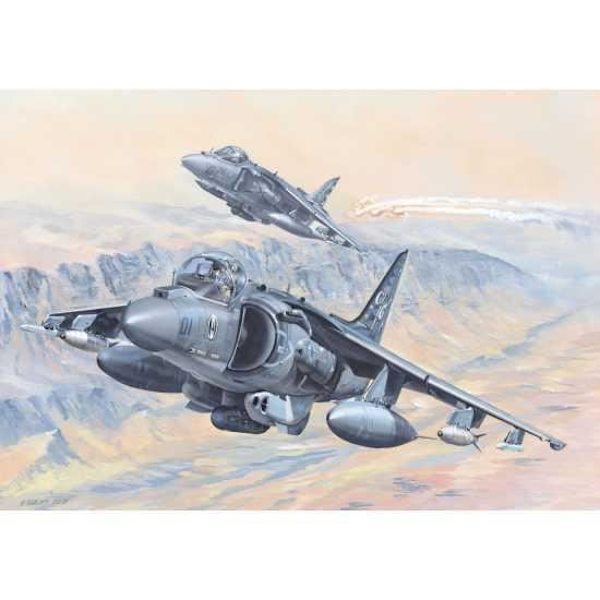 Modellflyg - Hobbyboss - AV-8B Harrier II - Skala 1/18 - 280 delar - Längd 806mm