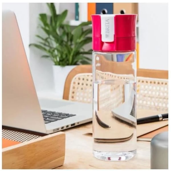 BRITA rosa transparent filterflaska - 1 MicroDisc-filter ingår rosa