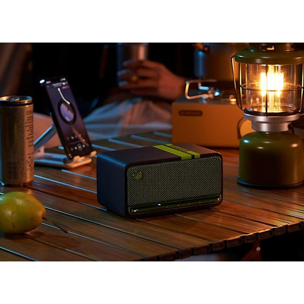 Edifier MP230 svart - Bärbar trådlös Bluetooth-högtalare uppspelning via Bluetooth, AUX och Micro SD-kort, svart