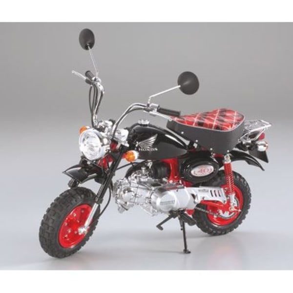 Motorcykel - TAMIYA - Honda Monkey 40 år - Våg 1/6 - Vikt 1000g