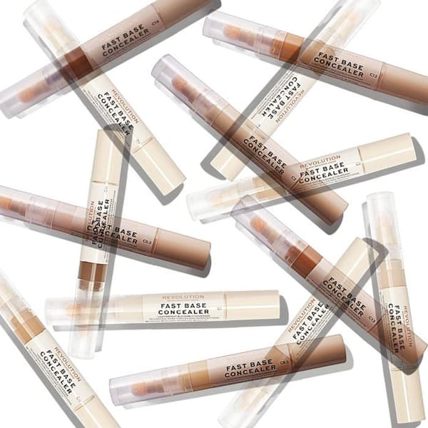 Makeup Revolution - Fast Base Concealer - C5 C5