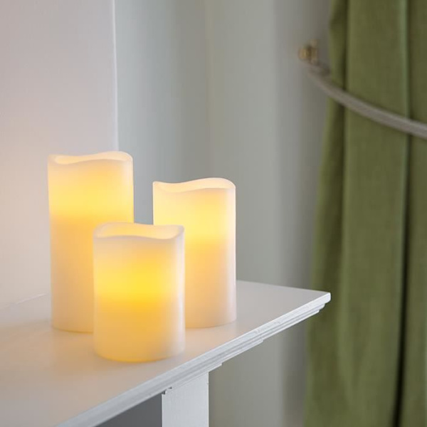 "Batteriloftljus - Inte specificerat - Set om 3 - LED-vax - 3 storlekar - Fladdrande bärnsten" Bärnsten