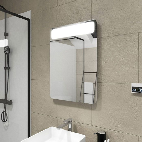 LED badrumsspegel med självlysande pannband - mått: 50x70x5cm - MOLN