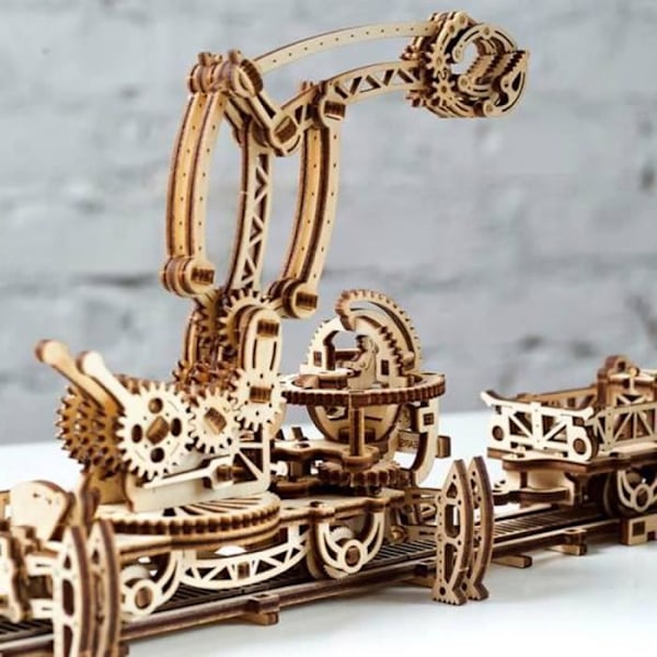 3D Wooden Railway Manipulator Pussel - Ugears - 179 bitar - Fordon och maskiner naturligt trä