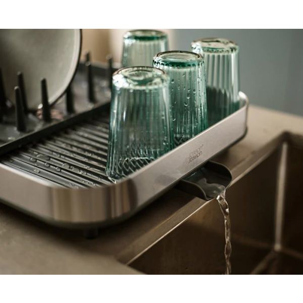 Joseph Joseph - 851680 - Duo expanderbar diskavlopp med avtagbar bestickhållare, dropppip, rostfritt stål