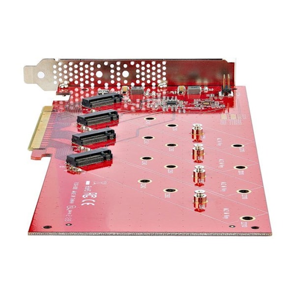 PCIe M.2-adapter - StarTech.com - Quad M.2 - PCIe 4.0 - Upp till 7.8GBps/enhet - Röd