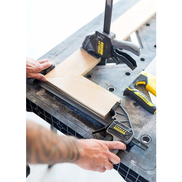 Fällbar arbetsbänk FATMAX® - STANLEY - FMST1-75672 Svart
