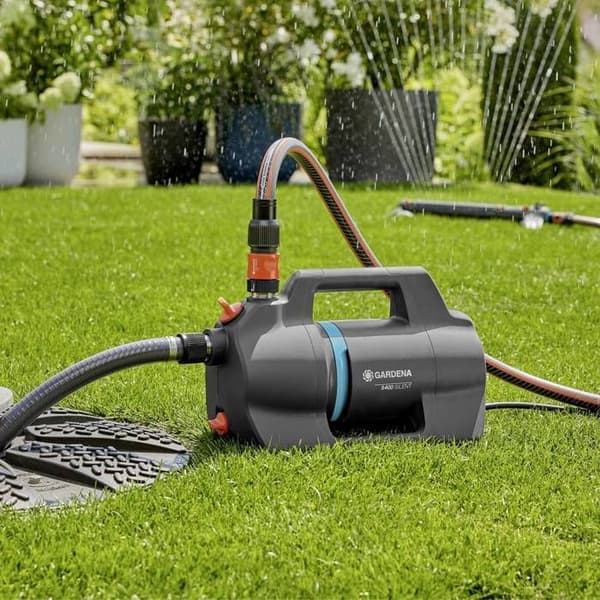 Trädgårdspump - GARDENA - 5400 Silent - Tyst - 5 400 l/h - Grå