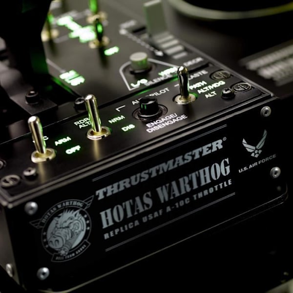 THRUSTMASTER Warthog Dual Throttles Controller Svart