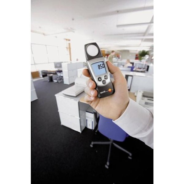 Digital ljusmätare - TESTO - 540 - Mätning av ljusintensitet - Batterier - Miljö