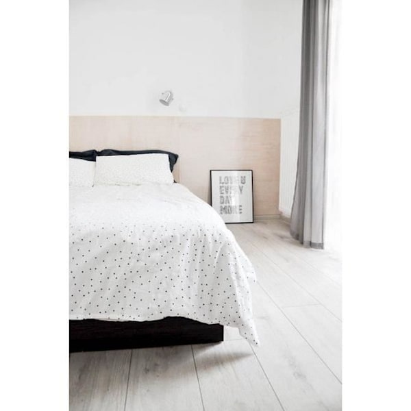 Vägglampa Inga, Färg: Bas: Förkromad + Skärm: Förkromad, Vit