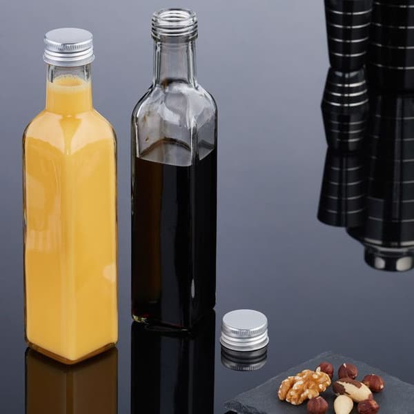 Relaxdays Små glasflaskor, set med 16, flaskor för sprit, oljor, 250 ml, skruvkork, transparent transparent, silver