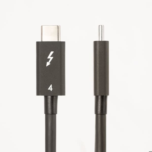 Thunderbolt 4-kabel - STARTECH - 50 cm - Ultra snabb överföring - Material av hög kvalitet - Svart