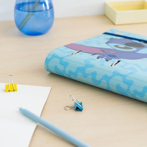 A4 mapp - Disney - Stitch Tropical - 4 ringar - Elastisk - 32x27,5 cm