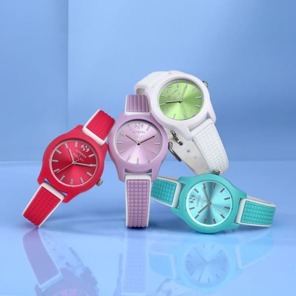 Plastklocka - R0151174504