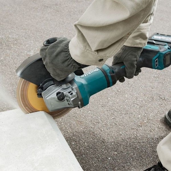 Meuleuse - MAKITA - GA038GT201 - 40V Max - Ø230 mm - 2x5.0Ah i väska