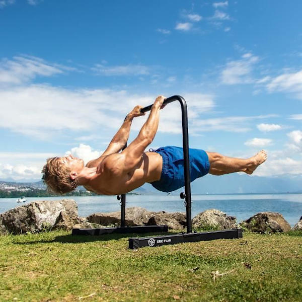 ERIC FLAG Four Height Justerbar Pull Up Bar - Levitate Bar Svart