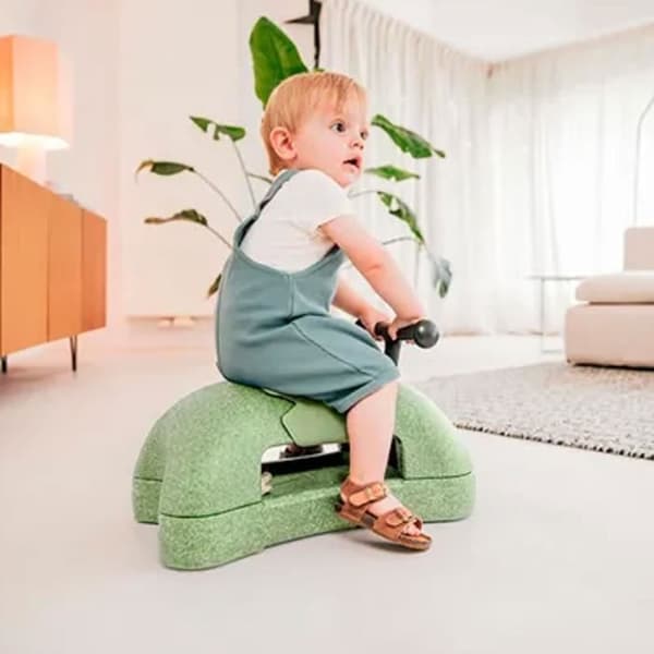 Scoot and Ride My First 3 i 1 — Evolutionsvagn grön (6 månader–5 år) Grön