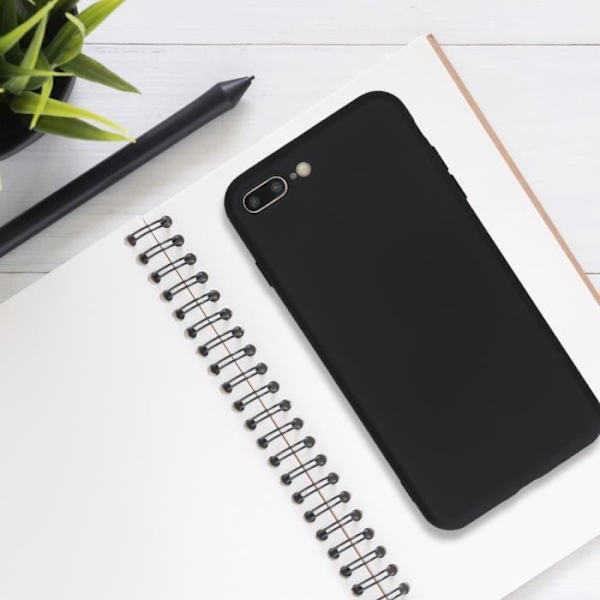 kwmobile Fodral kompatibelt med Apple iPhone 7 Plus / 8 Plus - Mattsvart Silikontelefonskal Svart