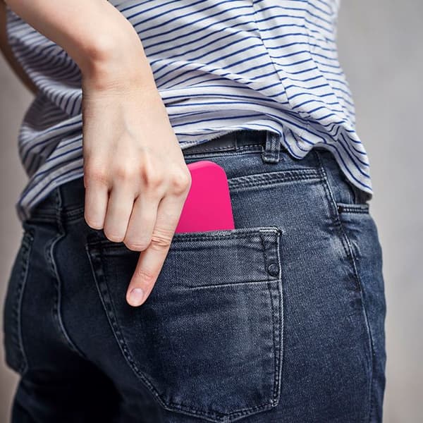 Telefonfodral - CELLULARLINE - Sensation Plus - iPhone 15 Pro - Rosa - MICROBAN-skydd Ros